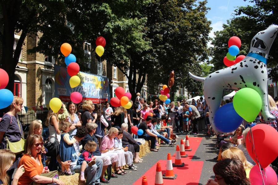Organise a community Crufts