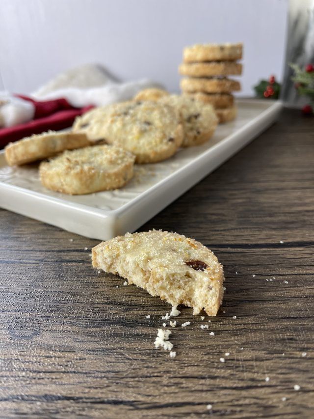 Mince pie shortbread rounds